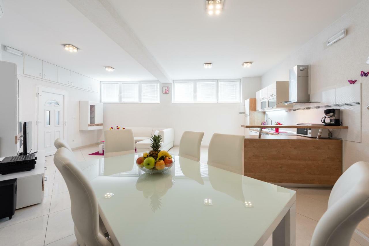 Luxury Sensation Spacious & Free Private Garage ดูบรอฟนิก ภายนอก รูปภาพ